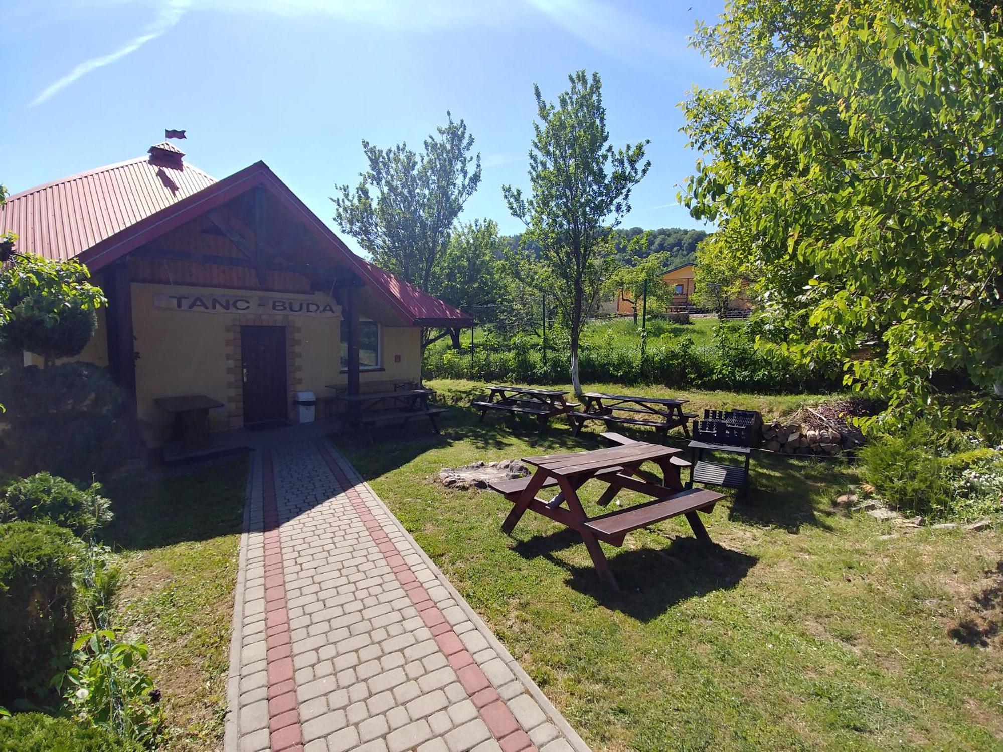 Dom Goscinny Ewa - Noclegi W Polanczyku Exterior photo